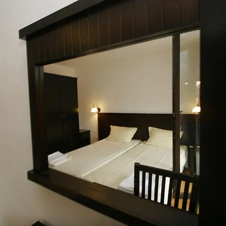 Casa de hóspedes Bukor Shtepi Mandrica