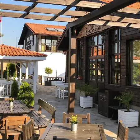 Bukor Shtepi Gasthof 4*